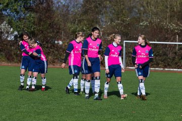 Bild 375 - B-Juniorinnen Halstenbek-Rellingen - Hamburger SV 2 : Ergebnis: 3:8